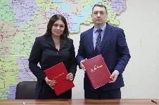 В МФЦ Ульяновской области можно удостоверить подлинность подписи нотариуса и оттиск его печати на документах для предоставления в органы иностранных государств