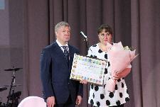 Губернатор Алексей Русских наградил лучших работников почтовой службы Ульяновской области