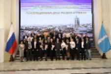 Алексей Русских вручил награды специалистам сферы телерадиовещания и связи Ульяновской области